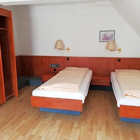Dorfschänke 3*
