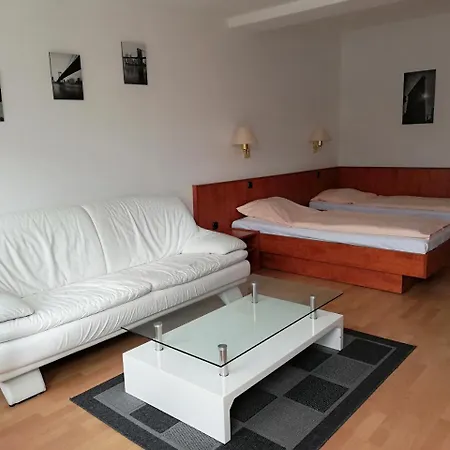 Hotel Dorfschaenke 3*