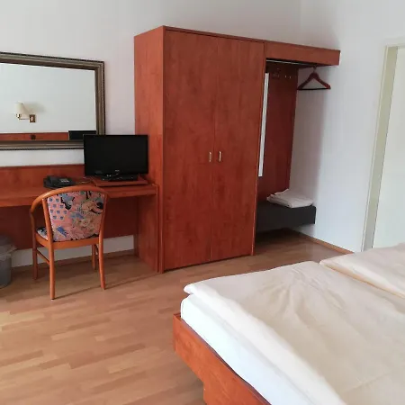 Dorfschaenke 3* Büdelsdorf